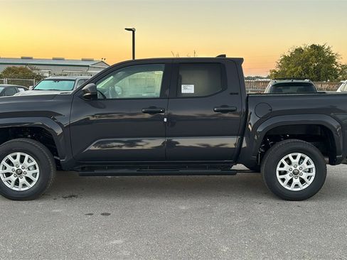 New 2025 Toyota Tacoma SR5 image 4