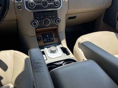 Used 2014 Land Rover LR4 HSE LUX AWD/4WD image 17