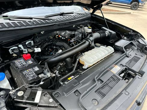 Used 2025 Ford Expedition Active AWD/4WD image 28