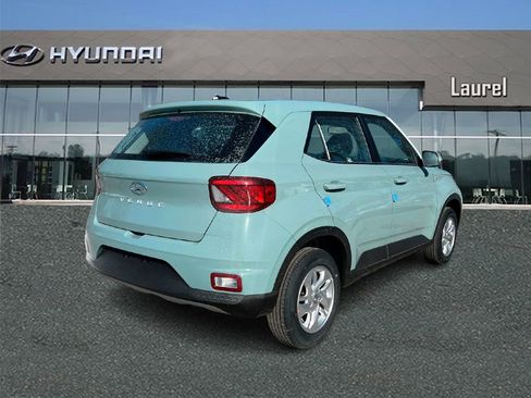 New 2026 Hyundai Venue SE image 4