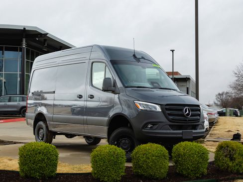 New 2026 Mercedes-Benz Sprinter 2500 image 2