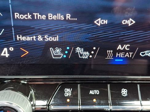 Used 2025 Chevrolet Blazer EV RS image 22