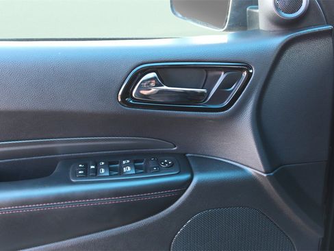 Used 2025 Dodge Durango GT image 13