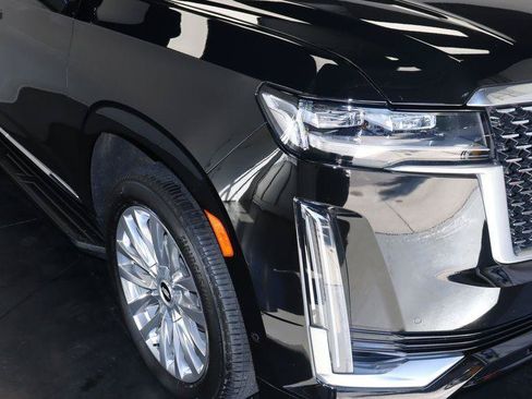 Certified 2024 Cadillac Escalade Premium Luxury w/ Performance Package AWD/4WD image 14