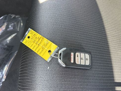 Used 2019 Honda Accord LX image 29