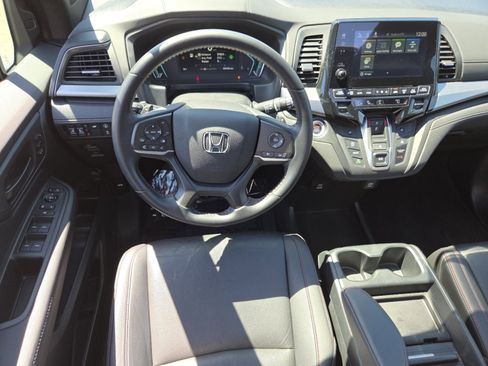 Certified 2023 Honda Odyssey Sport image 28