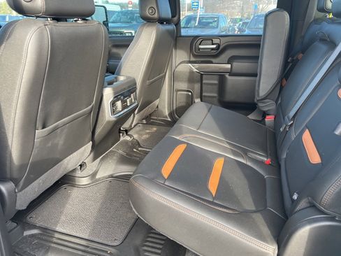 Used 2022 GMC Sierra 3500 AT4 w/ Gooseneck/5TH Wheel Package image 19