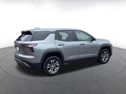 Used 2025 Chevrolet Equinox LT image 14