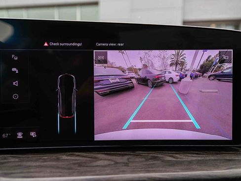 Used 2025 Audi Q5 Premium image 25