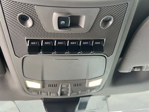 Used 2020 Ford F350 Lariat image 26