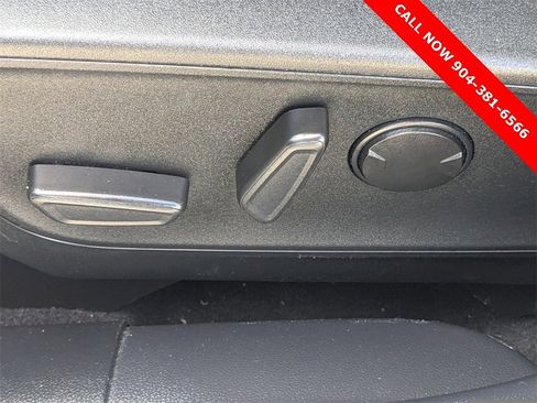 Used 2022 Ford Escape SEL w/ Technology Package image 22