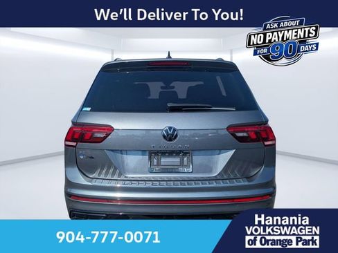 Certified 2024 Volkswagen Tiguan SE R-Line FWD image 4