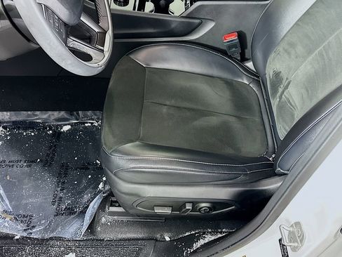 Certified 2023 Jeep Grand Cherokee L Laredo image 30