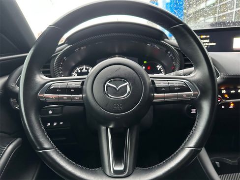 Used 2023 MAZDA MAZDA3 s image 24