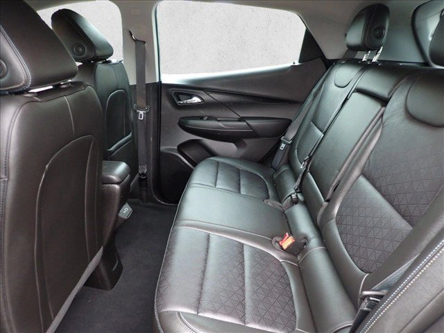 Used 2023 Chevrolet Bolt LT w/ Infotainment Package FWD image 9