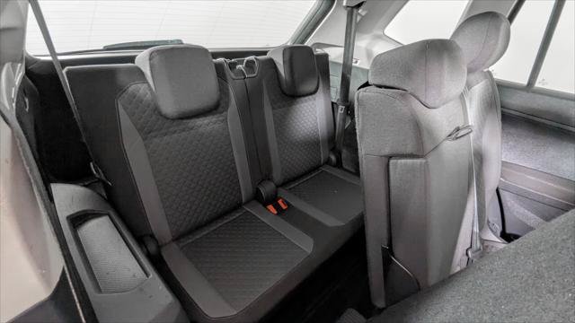 Used 2018 Volkswagen Tiguan S FWD image 23