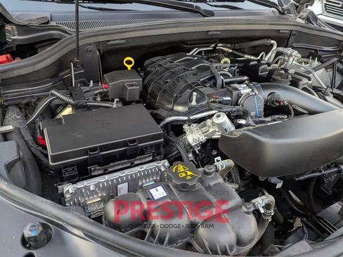 Used 2023 Dodge Durango GT image 30