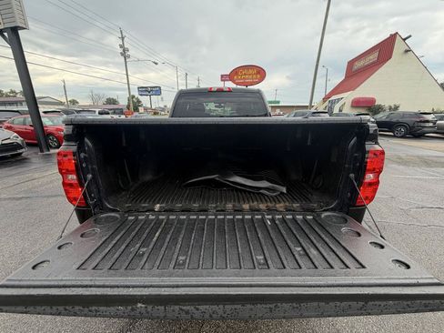 Used 2017 Chevrolet Silverado 1500 LT w/ All Star Edition AWD/4WD image 12
