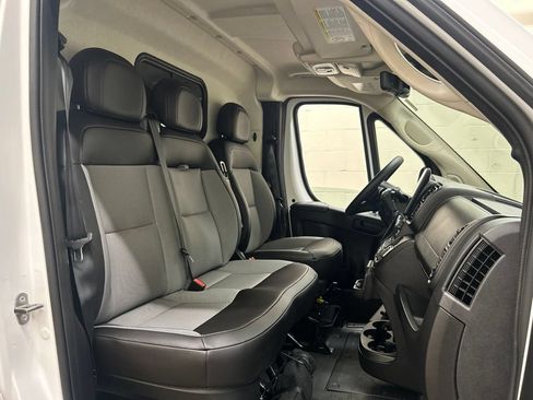 Used 2026 RAM ProMaster 1500 w/ Premium Convenience Group FWD image 8