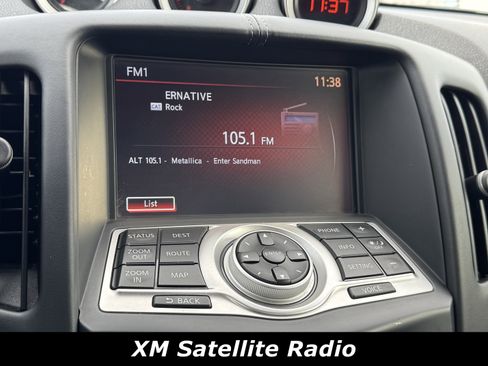 Used 2014 Nissan 370Z Touring w/ Sport Package image 7