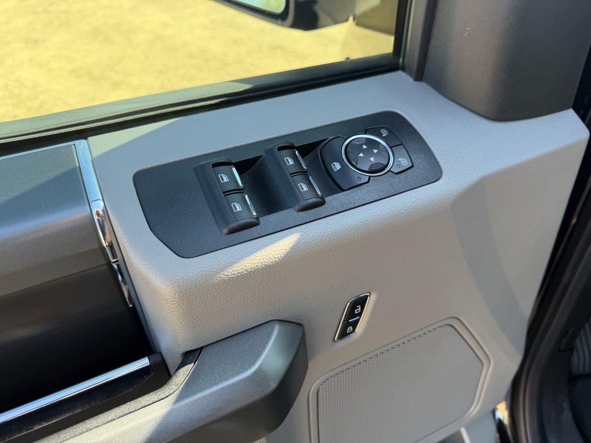 Used 2016 Ford F150 XLT w/ Equipment Group 302A Luxury RWD image 16