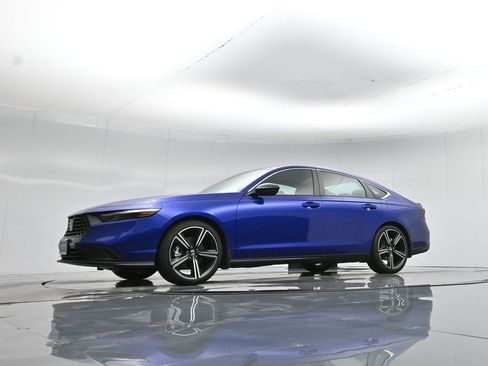 Used 2023 Honda Accord Sport image 46