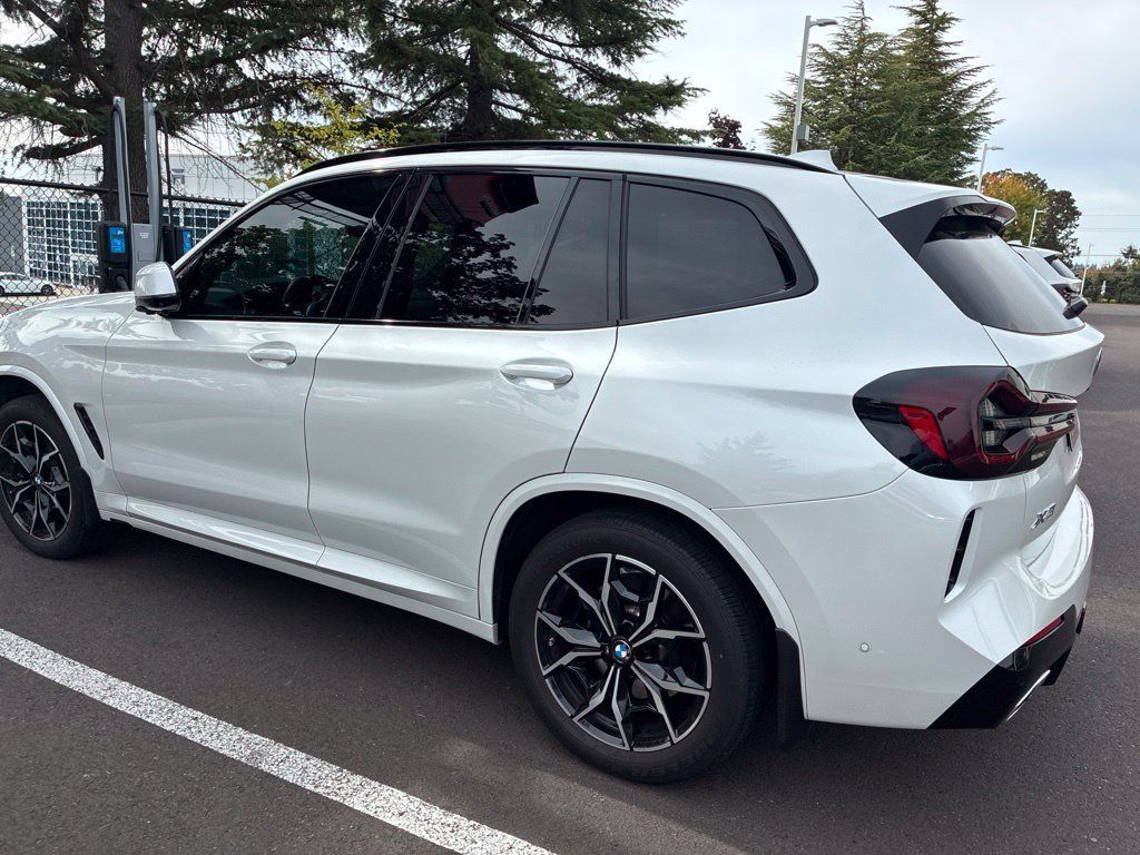 Used 2024 BMW X3 xDrive30i w/ Premium Package AWD/4WD image 25