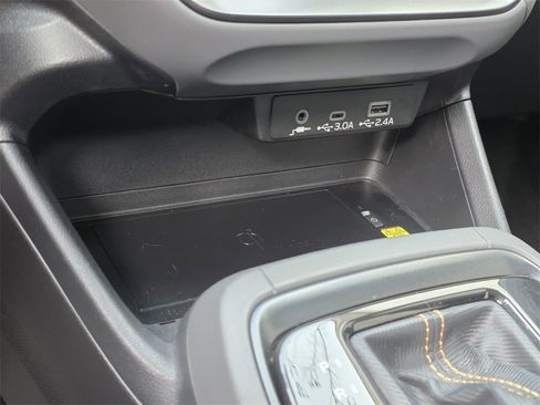 Used 2024 Subaru Crosstrek 2.5i Wilderness w/ Crosstrek Mirror Package image 18