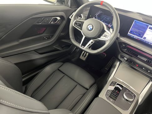 Used 2025 BMW M240i xDrive Coupe w/ Premium Package image 9