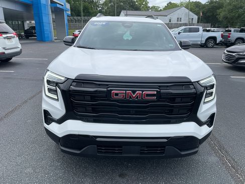 Certified 2026 GMC Terrain Elevation w/ Elevation Premium Package FWD image 3