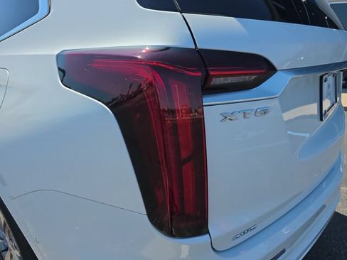 Certified 2024 Cadillac XT6 Premium Luxury w/ Technology Package AWD/4WD image 38