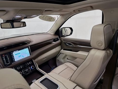 Used 2023 GMC Yukon Denali image 29