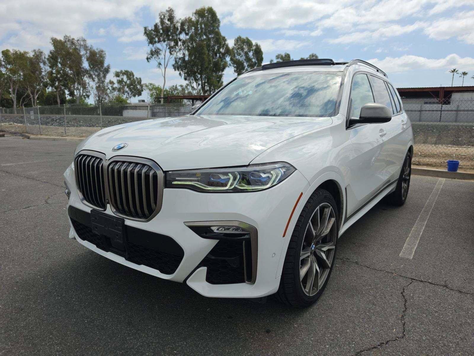 Used 2020 BMW X7 M50i AWD/4WD image 10