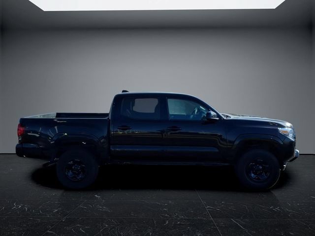 Used 2023 Toyota Tacoma SR AWD/4WD image 8