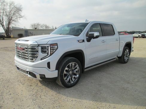 New 2026 GMC Sierra 1500 Denali image 10