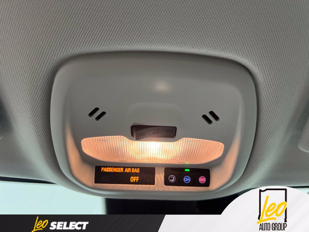 Used 2025 Chevrolet Trax LT w/ Driver Confidence Package FWD image 27