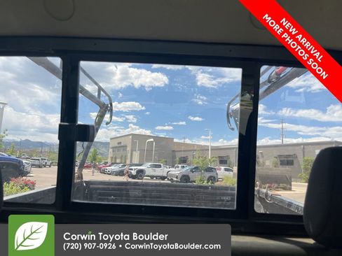 Used 2013 Nissan Frontier SV AWD/4WD image 12