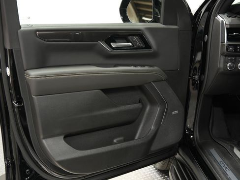 New 2026 GMC Yukon XL Elevation w/ Elevation Premium Package AWD/4WD image 26