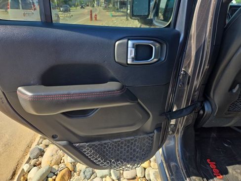 Used 2018 Jeep Wrangler Unlimited Rubicon AWD/4WD image 21