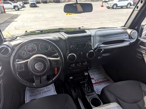 Used 2017 Jeep Wrangler Unlimited Sport w/ Quick Order Package 24S image 15