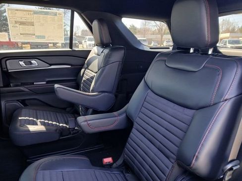 New 2026 Ford Explorer ST-Line AWD/4WD image 27