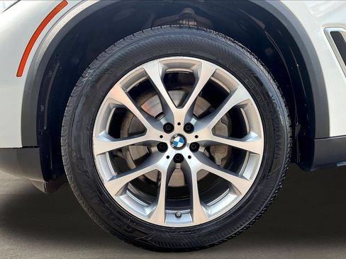 Used 2019 BMW X5 xDrive40i w/ Premium Package 2 AWD/4WD image 33