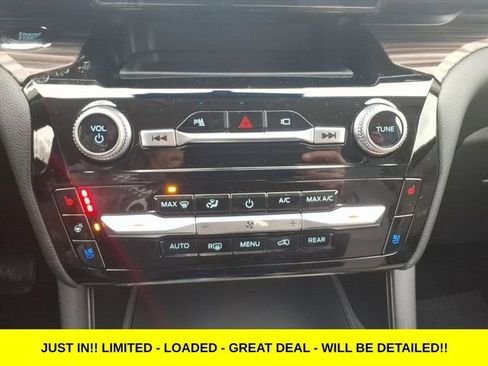 Used 2023 Ford Explorer Limited w/ Class IV Trailer Tow Package image 22