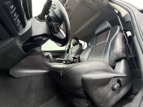 Used 2023 Subaru Crosstrek 2.5i Limited image 17