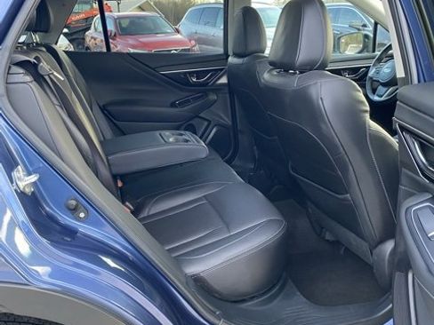 Used 2021 Subaru Outback Limited image 8