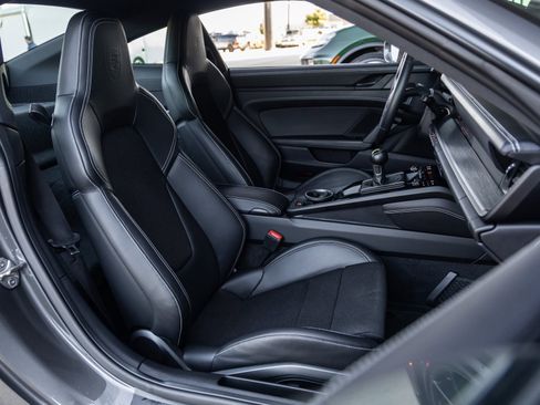 Certified 2022 Porsche 911 GT3 Touring image 45