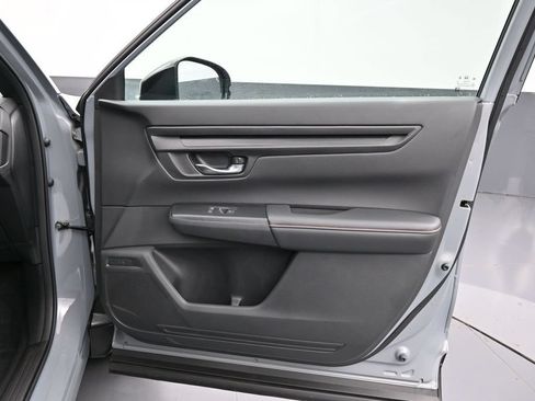 Certified 2026 Honda CR-V Sport image 32