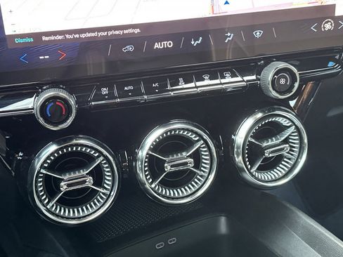 Used 2026 Chevrolet Blazer EV LT image 29