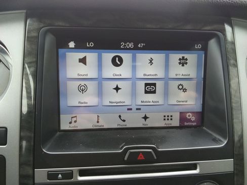 Used 2016 Ford Expedition Limited w/ Equipment Group 301A image 29