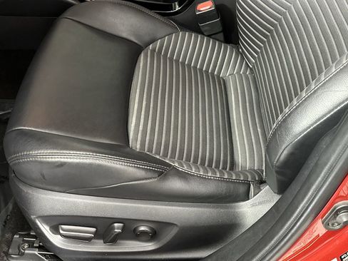 Used 2021 Toyota Corolla XSE image 12